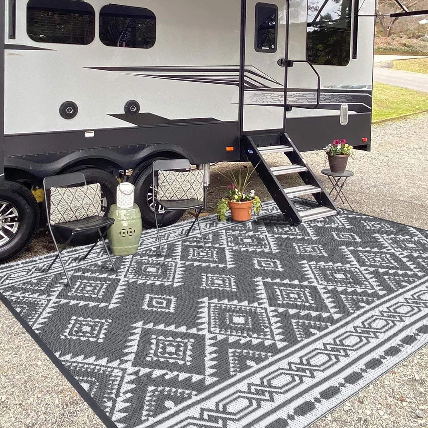 5' x 8' Reversible Mats, Plastic Straw Rug, Modern Area Rug, Large Floor Mat for Outdoors, RV, Patio, Backyard, Deck, Picnic, Beach, Trailer, Camping, Porch, Balcony, Bohemia Grey & White
