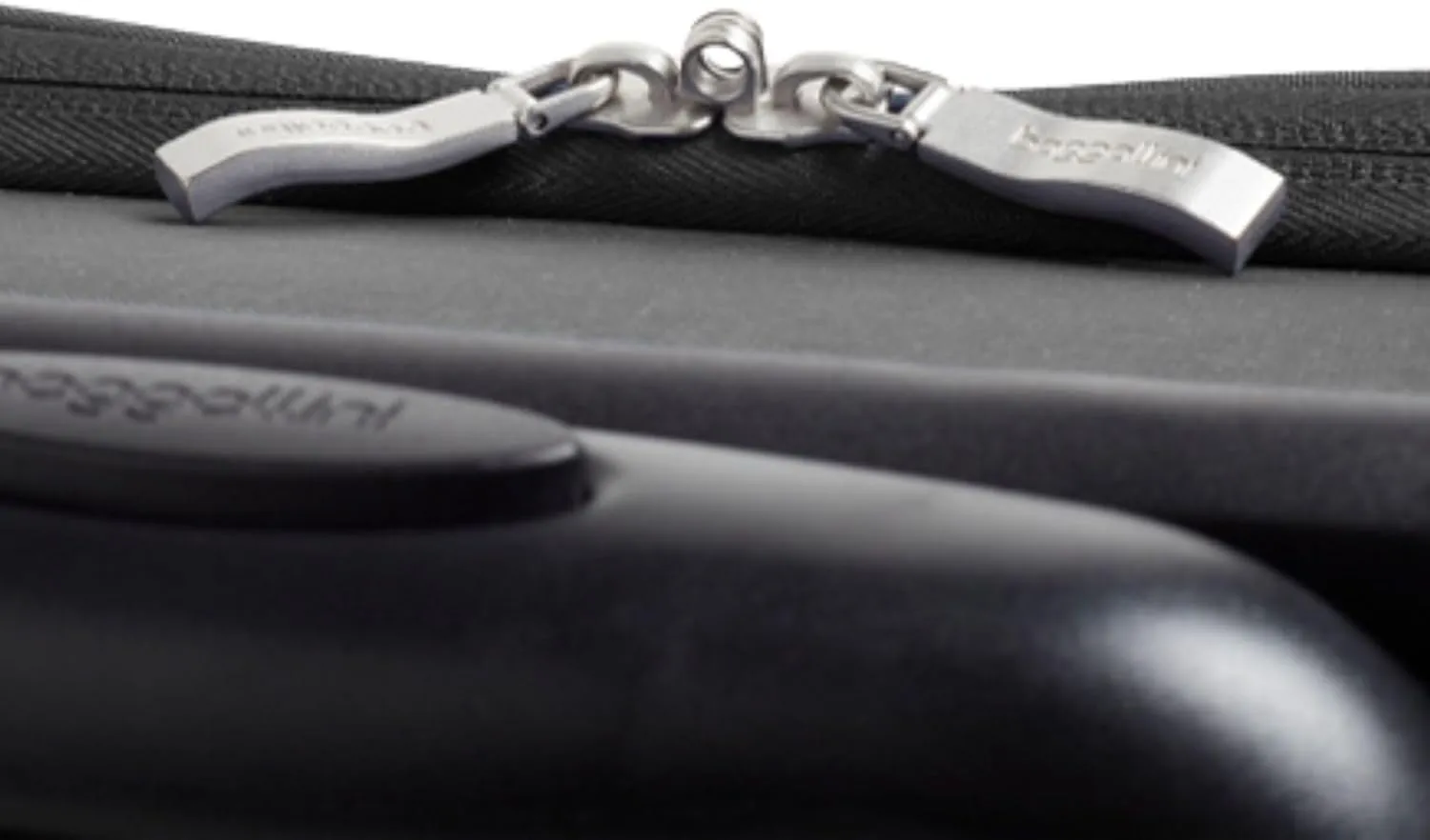 Baggallini 4 Wheel Carry-On