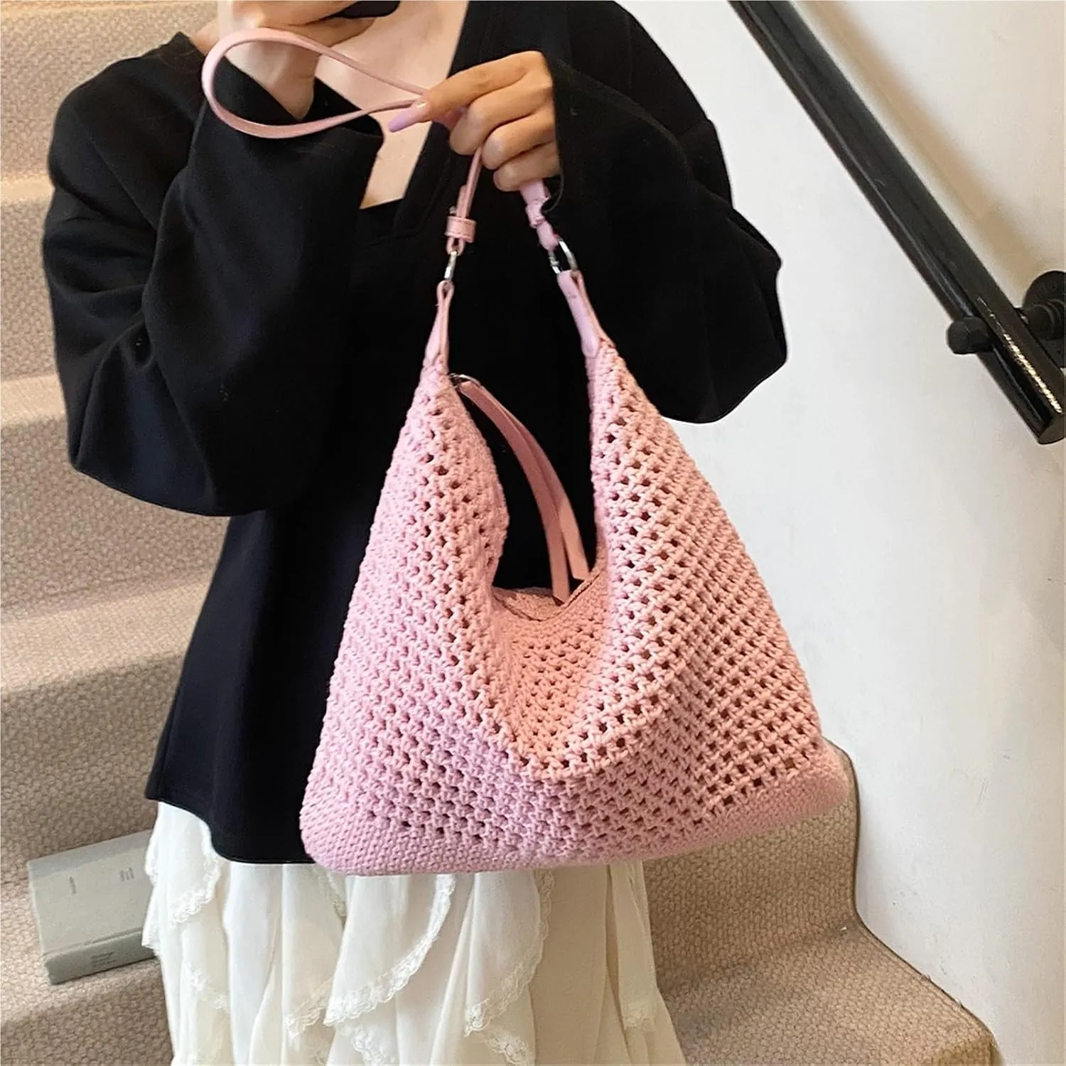 beach bag Summer Beach Resort Fashion Straw Woven Ladies Large Capacity Shoulder Bag WIth Hand Woven Beach straw