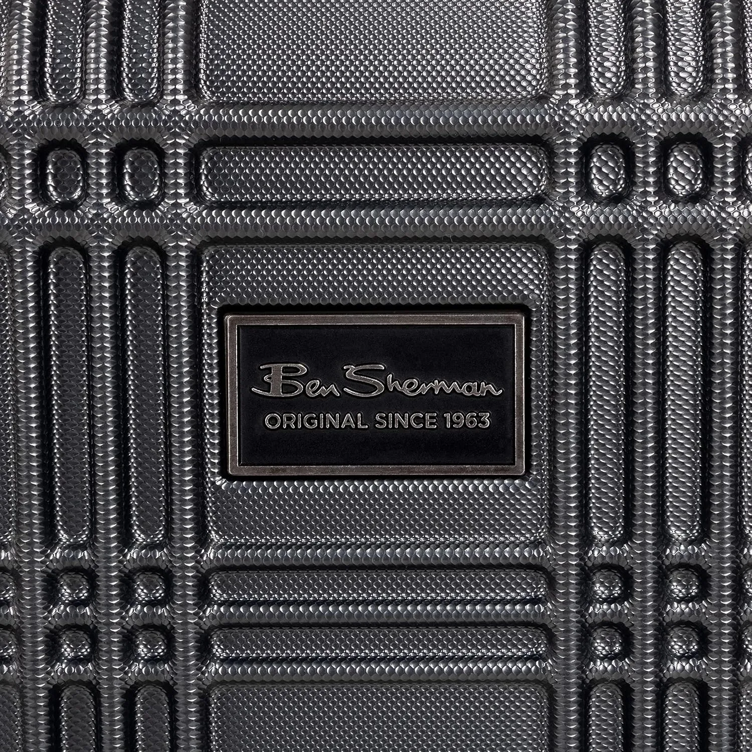 Ben Sherman Nottingham Lightweight Hardside 4-Wheel Spinner Travel Luggage, Naval, 20-Inch Carry On