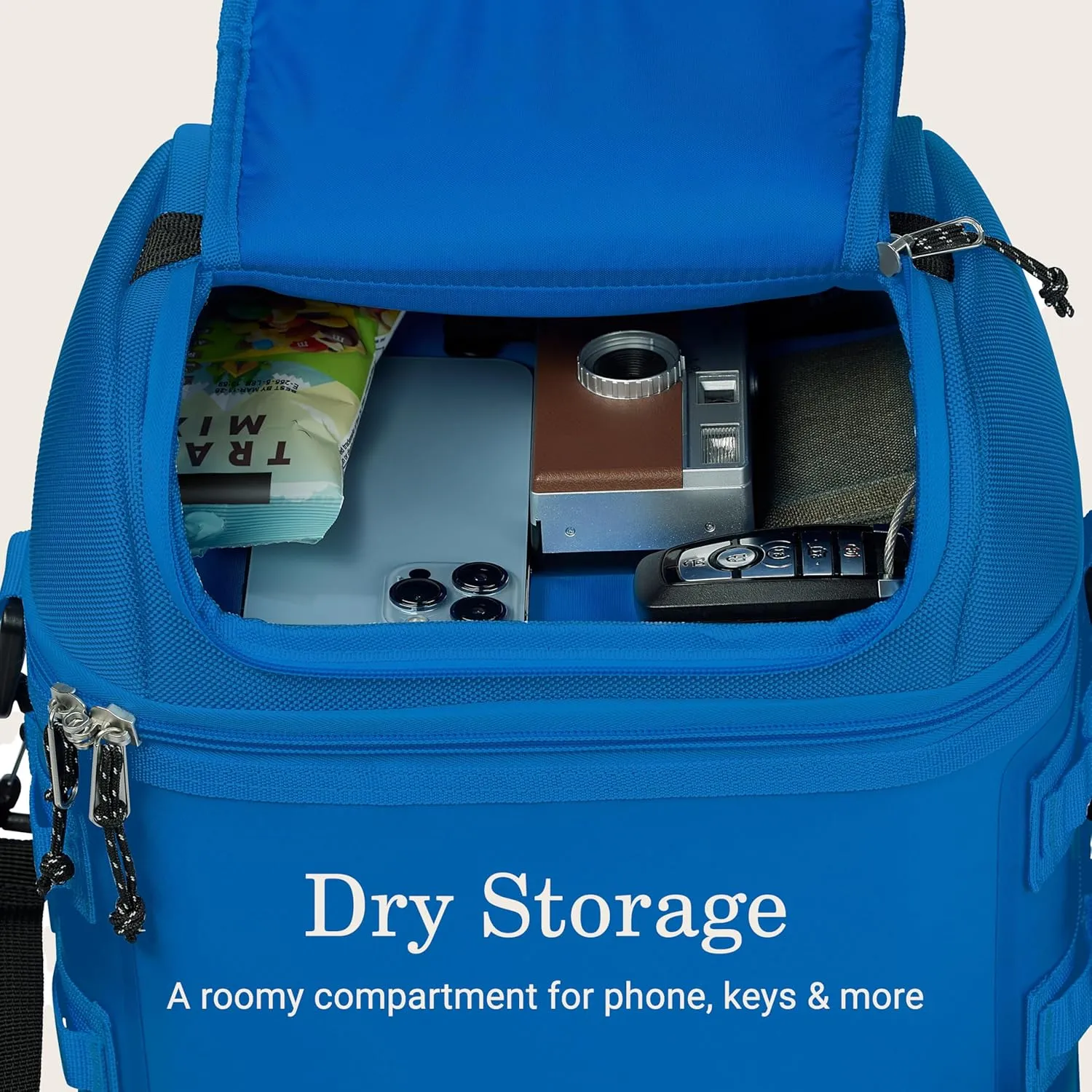 Coleman Pro 16-Can Premium Soft Cooler Lunchbox, Fully Insulated Lid & Body Stays Cold up to 30 Hours