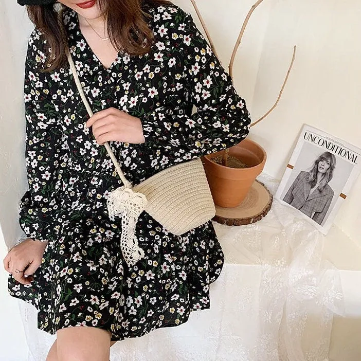 creamtopmall Minimalist Straw Bag, Crossbody Straw Bag, Small Tote Bag, Cute Market Canvas Bag for Women, Beach Summer Handwoven Travel Bag, Basket Bag