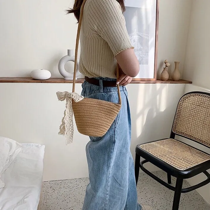 creamtopmall Minimalist Straw Bag, Crossbody Straw Bag, Small Tote Bag, Cute Market Canvas Bag for Women, Beach Summer Handwoven Travel Bag, Basket Bag