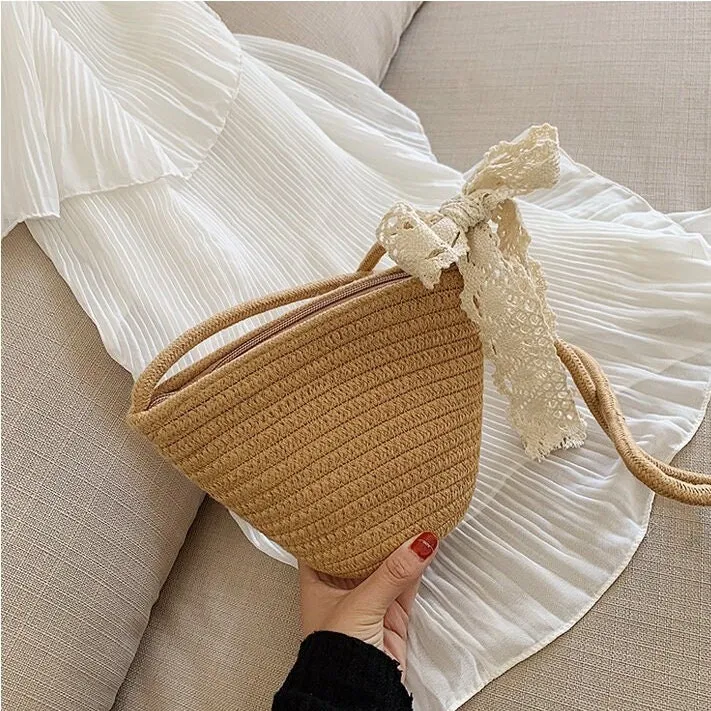 creamtopmall Minimalist Straw Bag, Crossbody Straw Bag, Small Tote Bag, Cute Market Canvas Bag for Women, Beach Summer Handwoven Travel Bag, Basket Bag