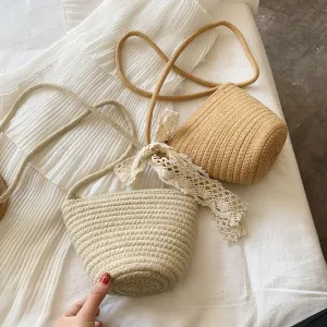 creamtopmall Minimalist Straw Bag, Crossbody Straw Bag, Small Tote Bag, Cute Market Canvas Bag for Women, Beach Summer Handwoven Travel Bag, Basket Bag