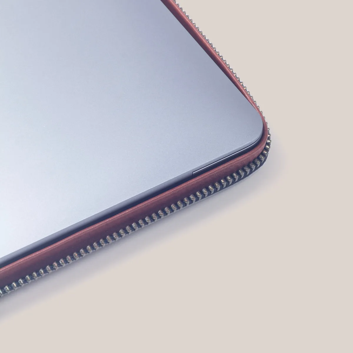 DELL XPS 13 Zippered Laptop Case - Felt and Tan Crunch