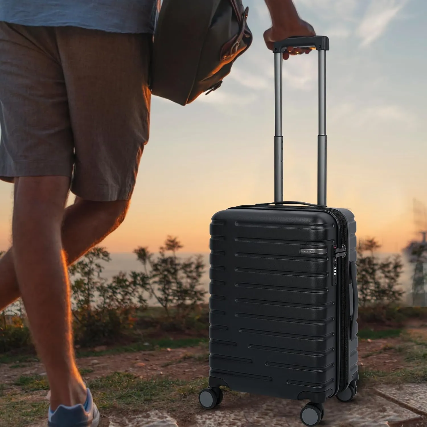 EMPSIGN Carry On Luggage with Spinner Wheels, Hard Shell Carry-On Suitcase 21x14x9 Airline Approved & Built-in TSA Lock, Durable Travel Rolling Suitcase, Carry-On 20-Inch, Black
