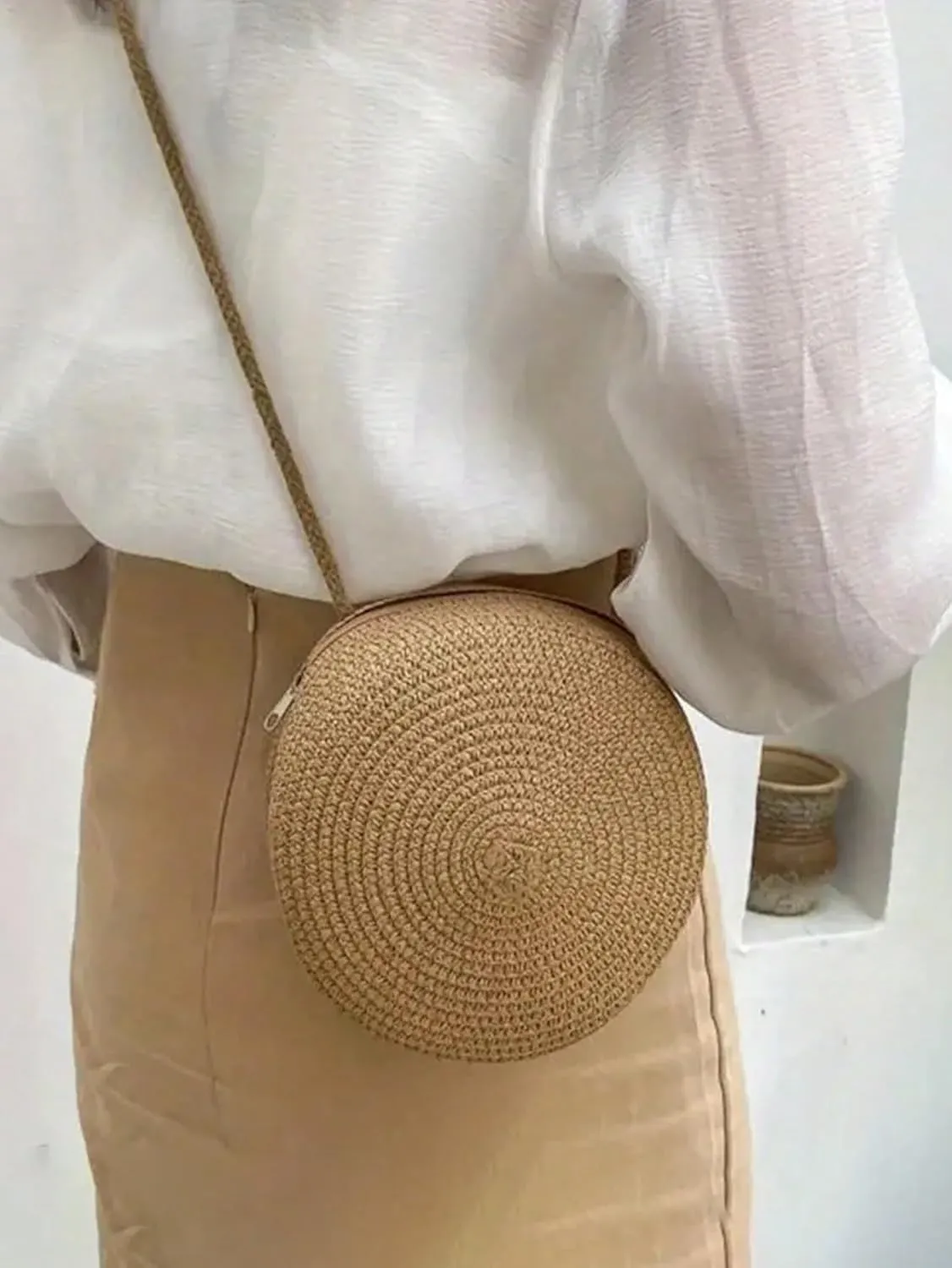 Floerns Women's Small Round Straw Crossbody Purse Beach Circle Boho Shoulder Bag