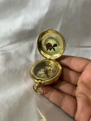Golden Antique Brass Compass Keychain - Waterproof Pocket Compass for Kids, Perfect Survival Tool & Gift for Boy Scouts with Vintage Golden Compass Design