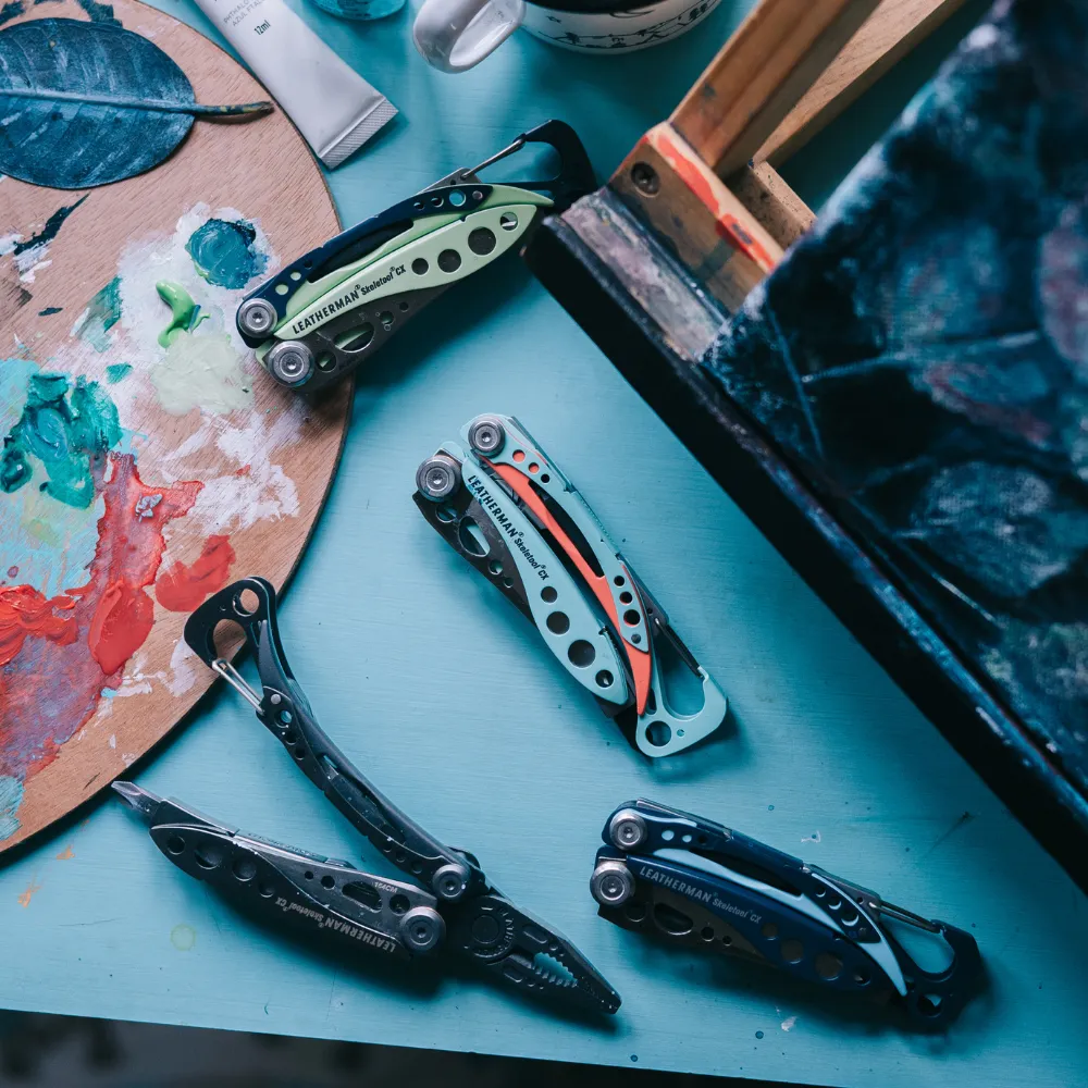Leatherman 7 Tool Skeletool CX Lightweight Multi-Tool with Knife Blade Verdant