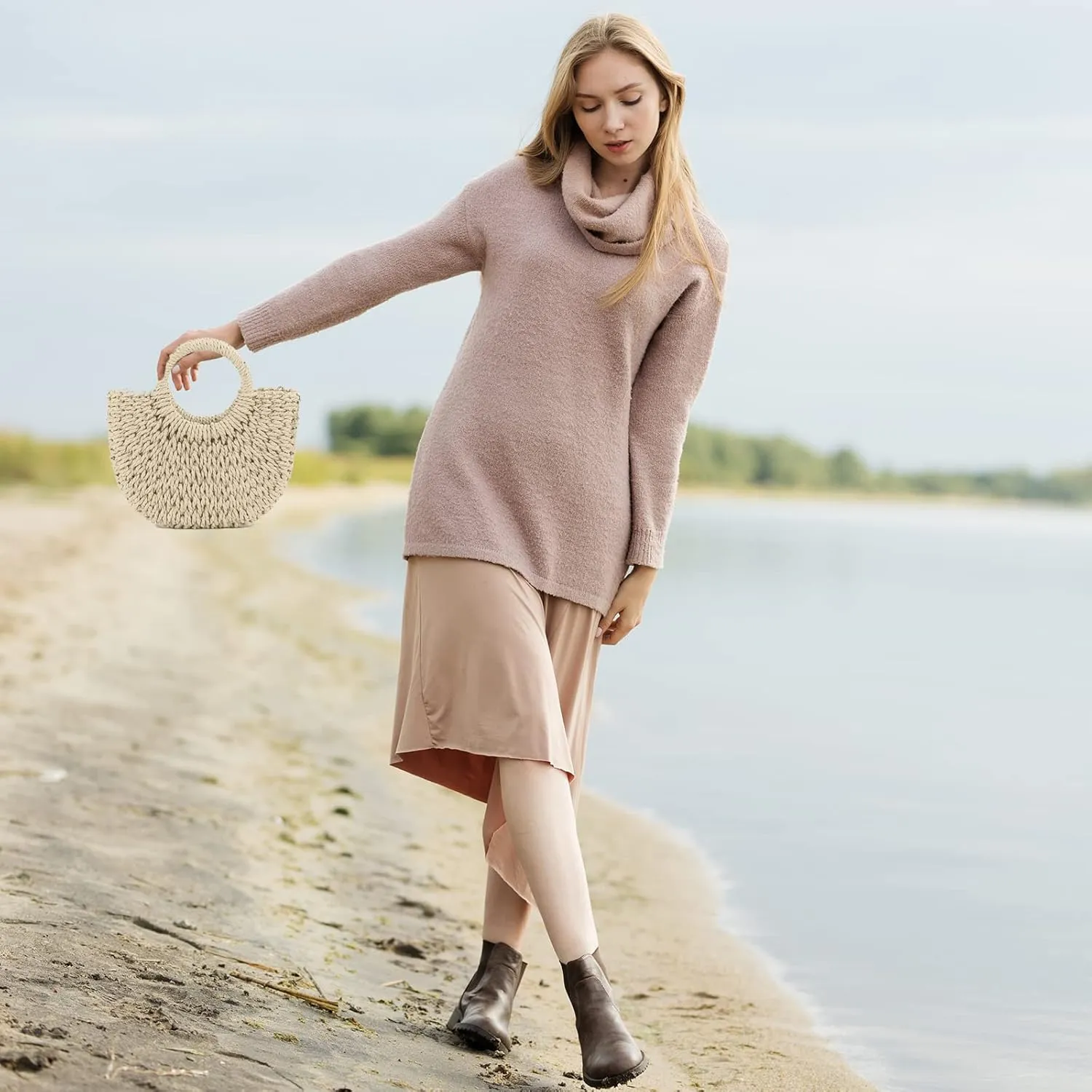 Mini Semi-circle Rattan Straw Bag, Hand-woven Women Summer Retro Beach Tote Shoulder Bag Crossbody Travel Beach Bag