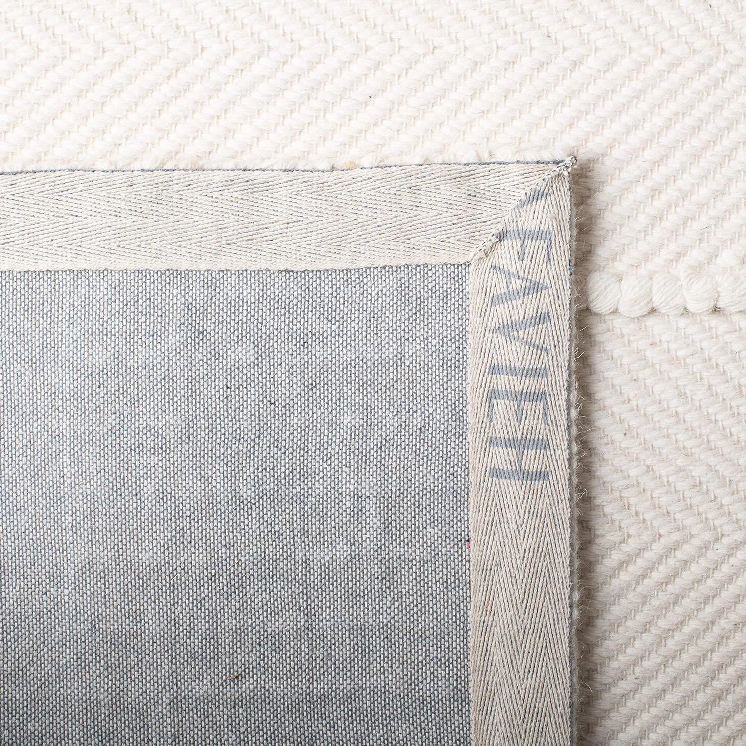 SAFAVIEH Natura Collection Area Rug - 6' x 9', Natural, Handmade Wool, Ideal for High Traffic Areas in Living Room, Bedroom (NAT215A)