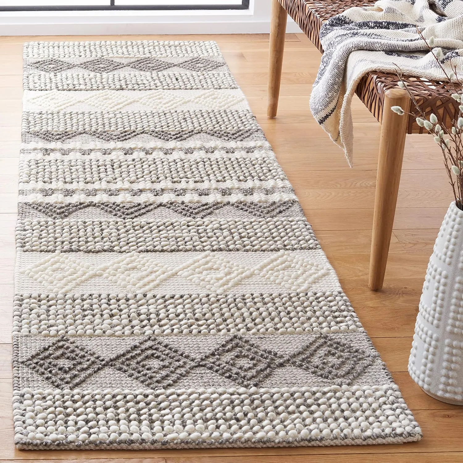 SAFAVIEH Natura Collection Runner Rug - 2'3" x 12', Grey & Ivory, Handmade Moroccan Boho Tribal Wool & Cotton, Ideal for High Traffic Areas in Living Room, Bedroom (NAT102A)