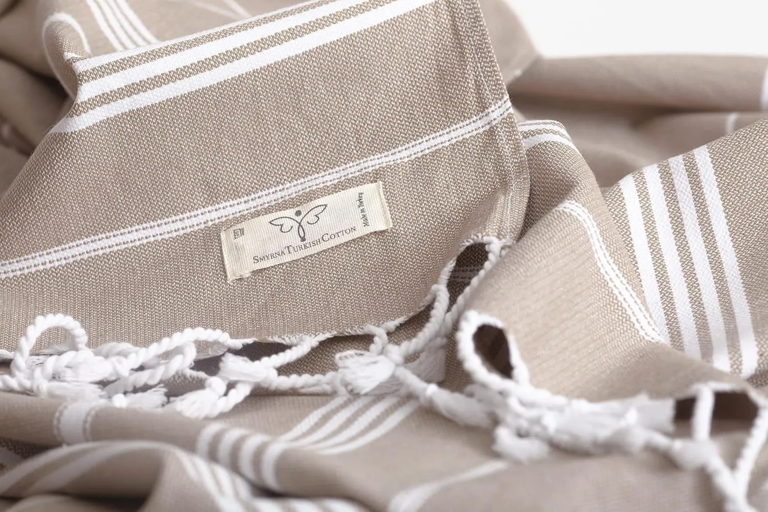 SMYRNA TURKISH COTTON Beach Blanket – Sand-Free Oversized Beach Throw 50x60 – Quick-Dry Lightweight Turkish Towel for Beach, Pool, Picnic & Outdoor Travel – Eco-Friendly Recycled Cotton, Latte