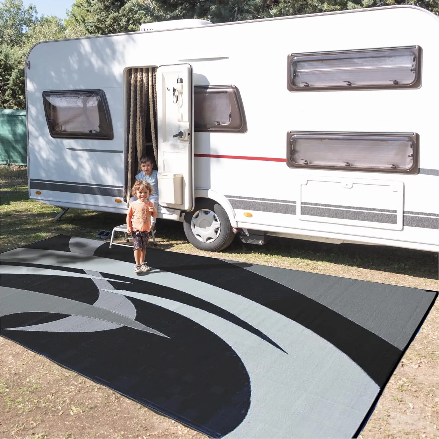 Stylish Camping 159181 9-feet by 18-feet Reversible Mat, Plastic Straw Rug, Large Floor Mat for Outdoors, RV, Patio, Backyard, Picnic, Beach, Polypropylene (PP) , Camping (Black/White)