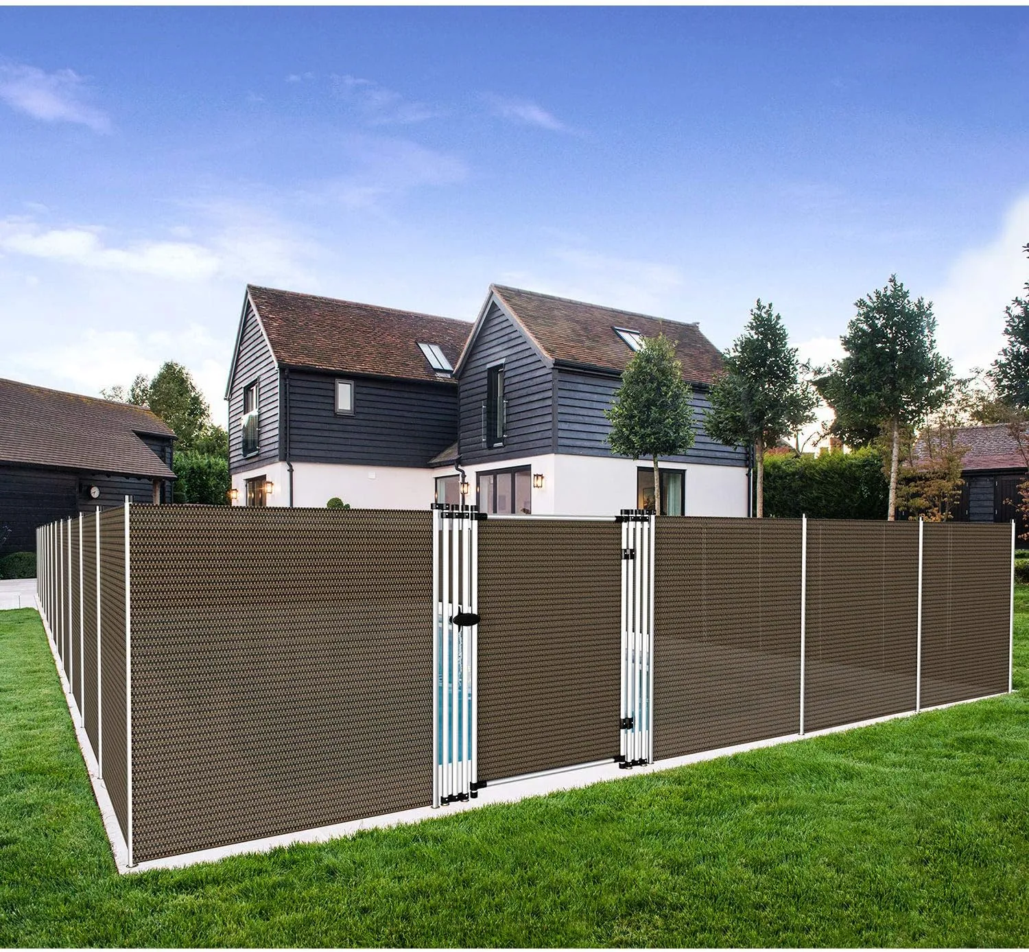TANG Pool Gate Safety Yard Fencing Gate Door for Backyard Garden Outdoor Dog Chicken Privacy Fence Gate for Dirt Concrete Removable Freestanding 4’ Tall, 2.5’ Wide