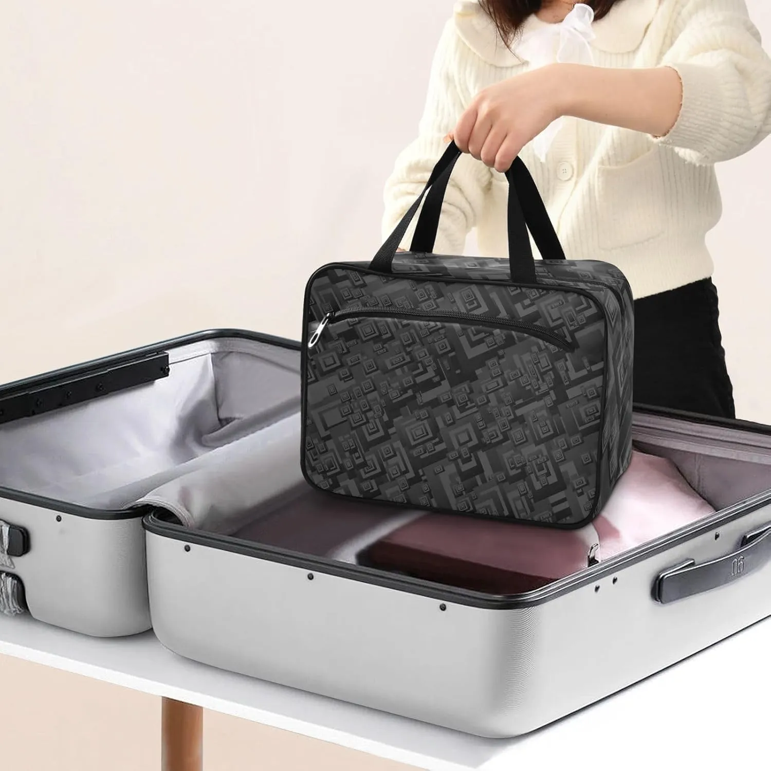Travel Toiletry Bag Hanging Cosmetic Bag Compact Toiletry Bag with Large Capacity for Women Large Black