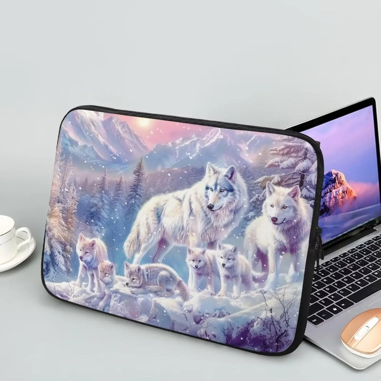 Wolf Printed Laptop Briefcases for Men Women, Lightweight 13 Inch Laptop Bag Protective Laptop Case Bag with Zipper, Washable Laptop Computer Bag Carrying Case Neoprene, Gift for Father